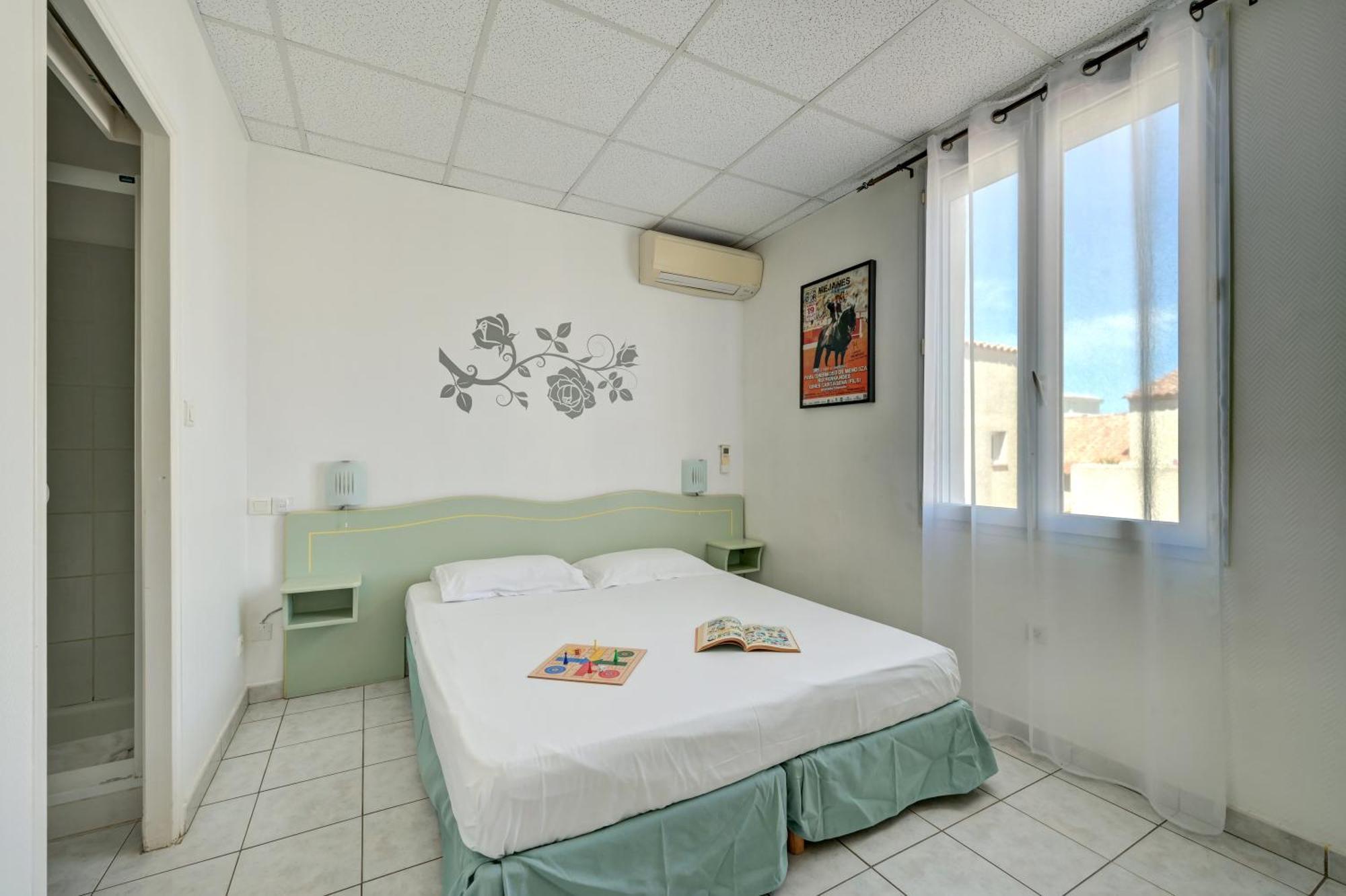 Hotel Camille Saintes-Maries-de-la-Mer Exterior foto